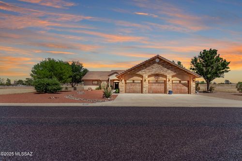380 N Geneva Estates Rd, Pearce, AZ, 85625-4082 | Card Image
