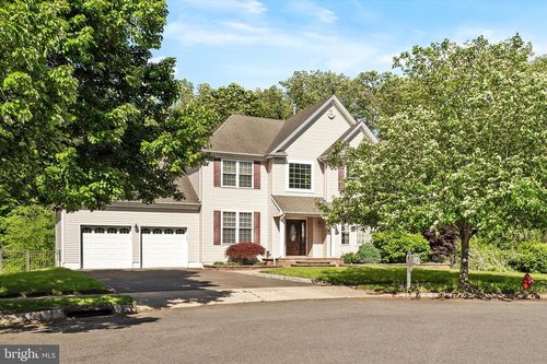21 Jimarie Ct, Hamilton, NJ, 08620-3000 | Card Image