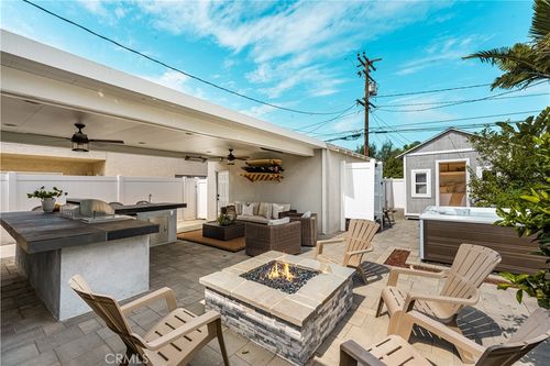 309 15th St, Seal Beach, CA, 90740 | Card Image
