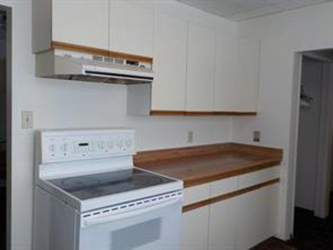10419 98 St, Home with 0 bedrooms, 0 bathrooms and 4 parking in Fairview AB | Image 5