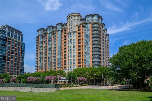 apt-1009-8220 Crestwood Heights Dr, MCLEAN, VA, 22102-3134 | Card Image