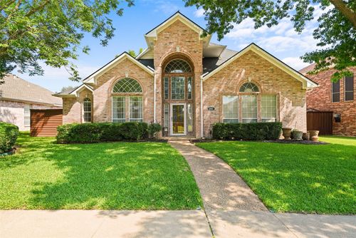 8901 Lakepointe Ave, Rowlett, TX, 75088-6868 | Card Image