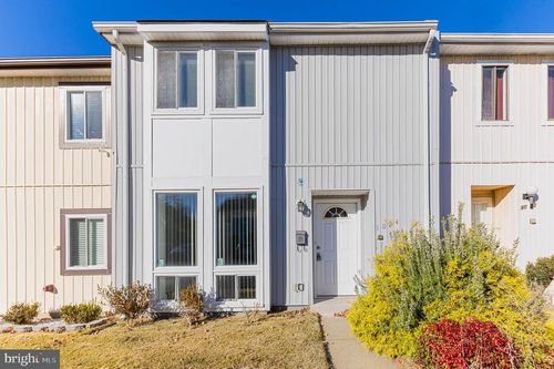 1024 Queens Ct, HERNDON, VA, 20170-3425 | Card Image