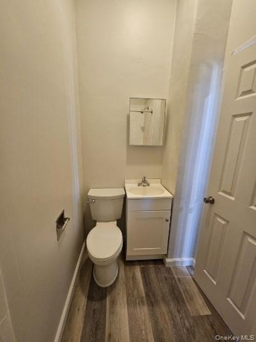 apt-4-56 Old Post Rd, Staatsburg, NY, 12580-5930 | Card Image