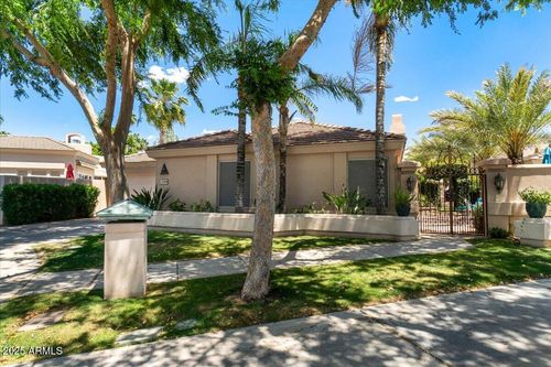 7799 E Oakshore Dr, Scottsdale, AZ, 85258-3490 | Card Image