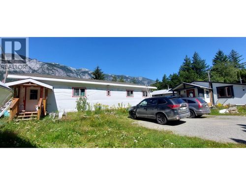 1276 Mackenzie Highway, Bella Coola, BC, V0T1C0 | Card Image