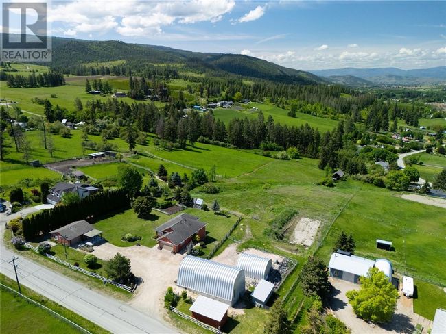 5380 Learmouth Rd, House other with 3 bedrooms, 3 bathrooms and 2 parking in Coldstream BC | Image 5