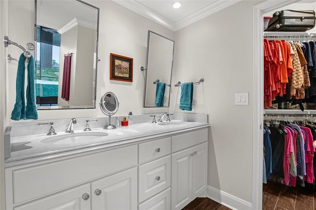 UNIT-1206 - 1111 Bering Dr, Condo with 2 bedrooms, 2 bathrooms and 2 parking in Houston TX | Image 29