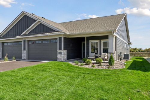 988 Turner Ln, New Richmond, WI, 54017-1054 | Card Image