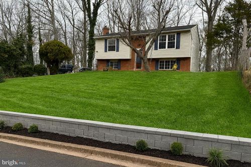 111 Galaxie Dr, FREDERICKSBURG, VA, 22407-1403 | Card Image