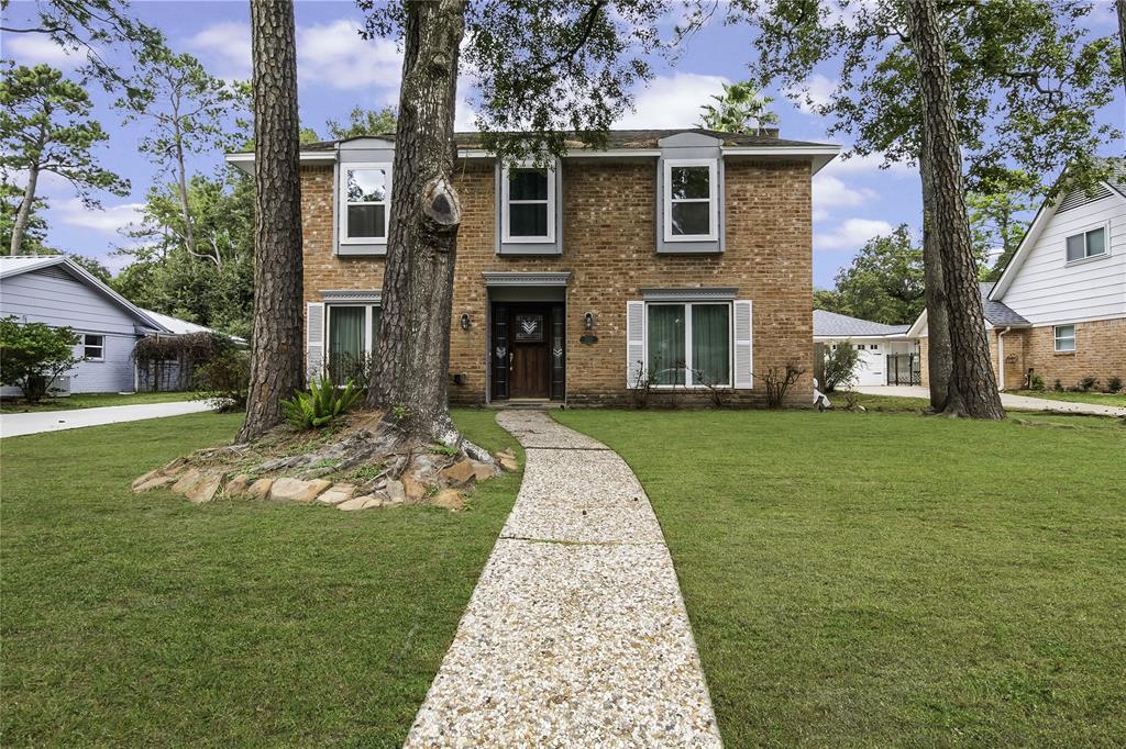 Pinewood Springs Dr, Houston, TX 77066