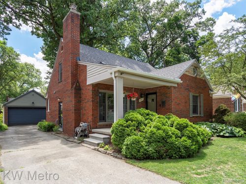 1877 Wiltshire Rd, Berkley, MI, 48072-1819 | Card Image