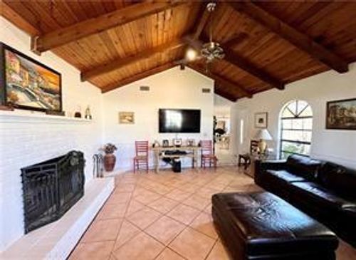 3329 10th St Sw, Vero Beach, FL, 32968-5028 | Card Image
