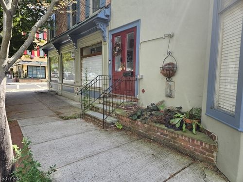 67 Ferry St, Lambertville, NJ, 08530-1850 | Card Image