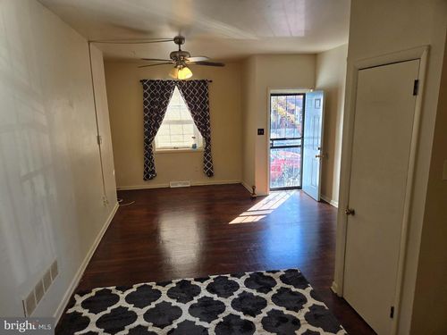 123 N Dupont St, WILMINGTON, DE, 19805-3537 | Card Image