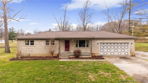 363 N Bennett St, Paoli, IN, 47454-9714 | Card Image