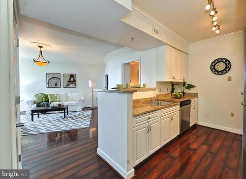 1301-555 Massachusetts Ave Nw, WASHINGTON, DC, 20001-4740 | Card Image