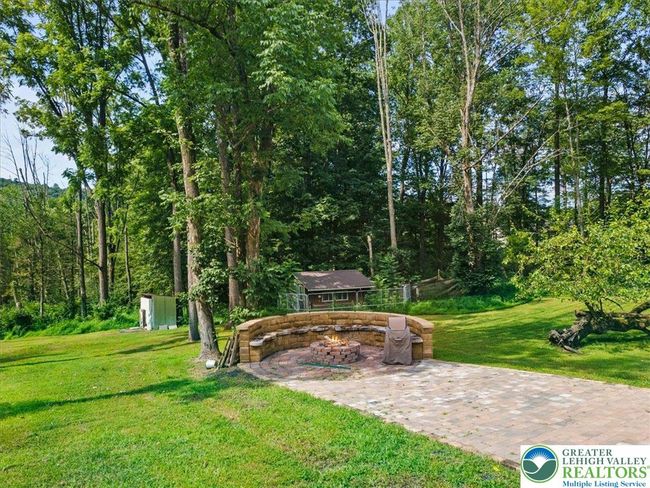 1553 Middle Rd, House other with 4 bedrooms, 5 bathrooms and null parking in Stroudsburg PA | Image 15