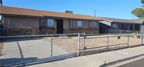 1804 Helen Ave, North Las Vegas, NV, 89032-3703 | Card Image
