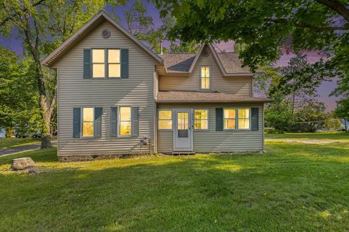 418 Grover St, Marion, MI, 49665-9250 | Card Image