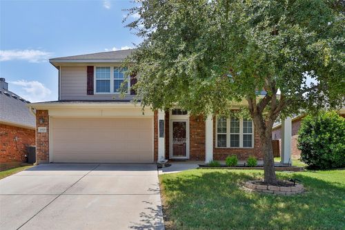 15529 Landing Creek Ln, Roanoke, TX, 76262-6380 | Card Image