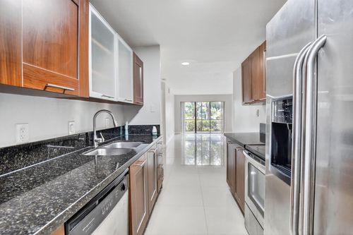 8789-8789 Nw 39th St, Sunrise, FL, 33351-6592 | Card Image