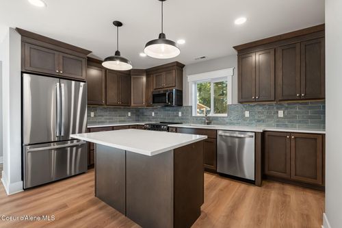 14981 Highway 2, Laclede, ID, 83841-0170 | Card Image