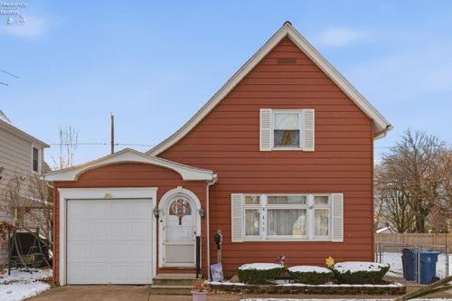 412 Kentucky Ave, Lorain, OH, 44052-2253 | Card Image