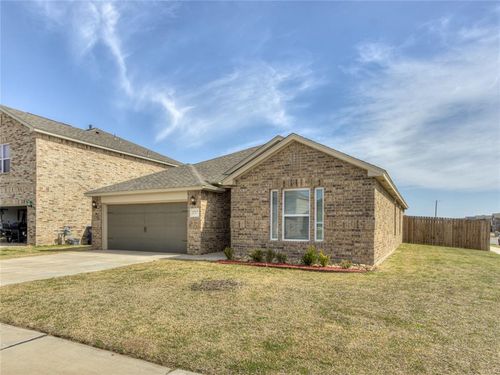 1717 Amaranth Ln, El Reno, OK, 73036-5009 | Card Image