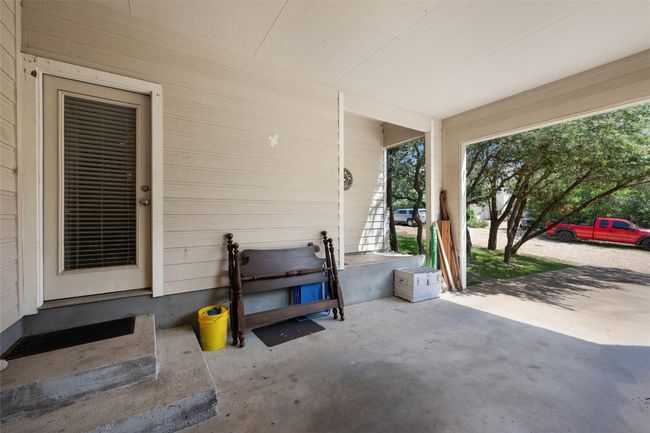 B - 1002 Castile Rd, Home with 3 bedrooms, 2 bathrooms and 3 parking in Austin TX | Image 7