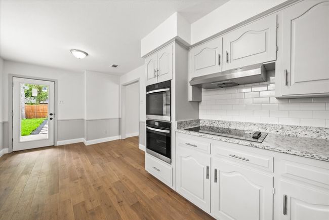 3649 Stables Ln, House other with 2 bedrooms, 2 bathrooms and null parking in Dallas TX | Image 15