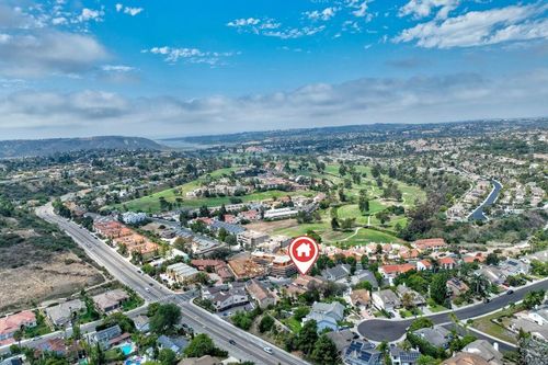7544 Romeria St, Carlsbad, CA, 92009-7457 | Card Image