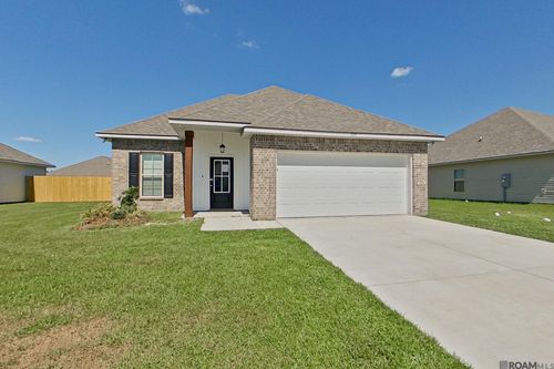 105 Hendrix Rd, Carencro, LA, 70520-4537 | Card Image