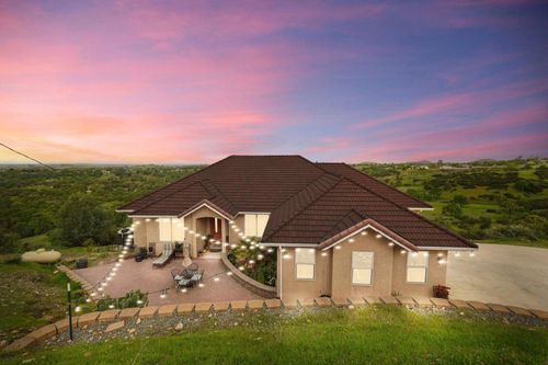 200 Inspiration Ct, Valley Springs, CA, 95252-8317 | Card Image