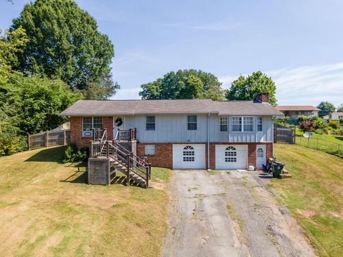 523 Cone Dr, Fort Oglethorpe, GA, 30742-3004 | Card Image