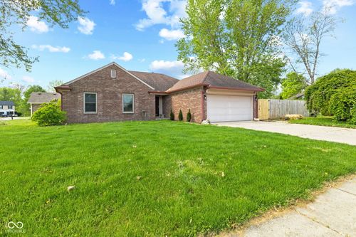 1135 Sherwood Dr, Danville, IN, 46122-1476 | Card Image
