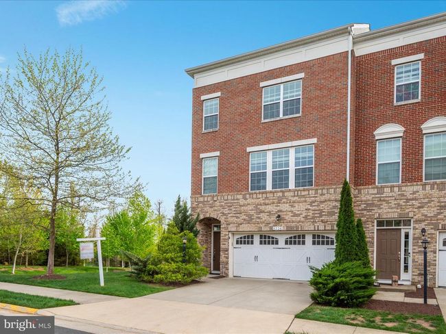 42241 Violet Mist Ter, Townhouse with 4 bedrooms, 4 bathrooms and null parking in BRAMBLETON VA | Image 46