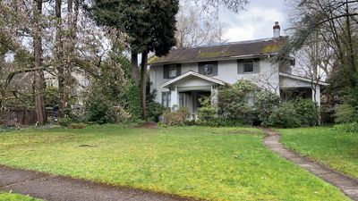 1384 W 32nd Ave, House other with 3 bedrooms, 2 bathrooms and null parking in Vancouver BC | Image 2