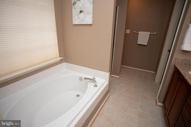 5900 Pinto Pl, House other with 4 bedrooms, 3 bathrooms and null parking in HUGHESVILLE MD | Image 23