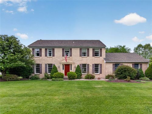 853 Lahr Rd, Nazareth, PA, 18064-9546 | Card Image