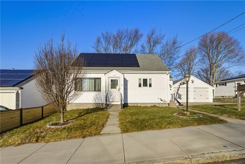 310 King Philip St, Fall River, MA, 02724-1250 | Card Image