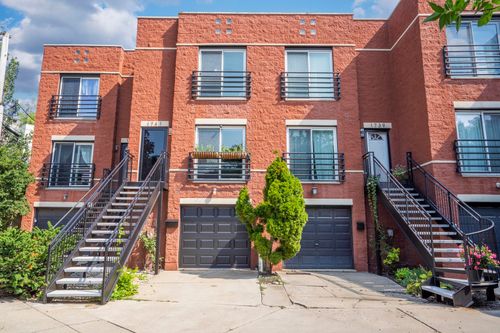 1741 N Wilmot Ave, Chicago, IL, 60647-5523 | Card Image