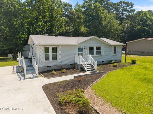 880 Wildwood Cir, Hampstead, NC, 28443-2769 | Card Image
