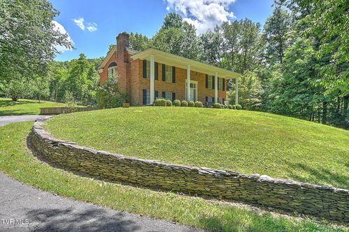 20591 Azen Rd, Damascus, VA, 24236-4259 | Card Image