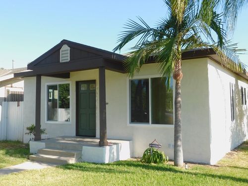 902 E 6th St, Pomona, CA, 91766-3701 | Card Image