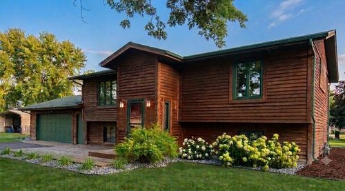 24 Bluffview Ct, Lake City, MN, 55041-2035 | Card Image