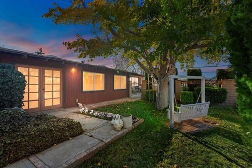 58748 Natoma Trl, Yucca Valley, CA, 92284-6050 | Card Image