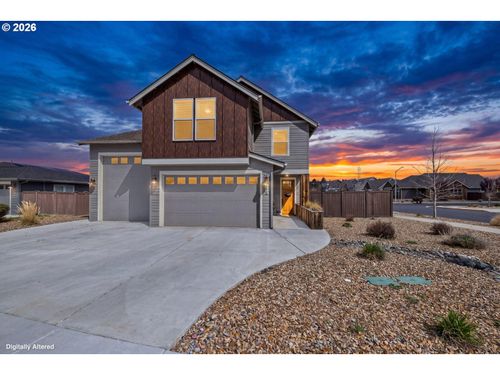 4309 Sw Badger Creek Dr, Redmond, OR, 97756-6860 | Card Image