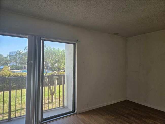 APT-202 - 8620 N Sherman Cir, Condo with 2 bedrooms, 2 bathrooms and null parking in Miramar FL | Image 12