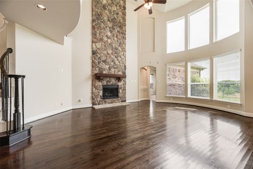 809 Frisco Hills Blvd, Little Elm, TX, 75068-5329 | Card Image